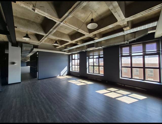 745M² OFFICE FOR SALE IN ROSEBANK
